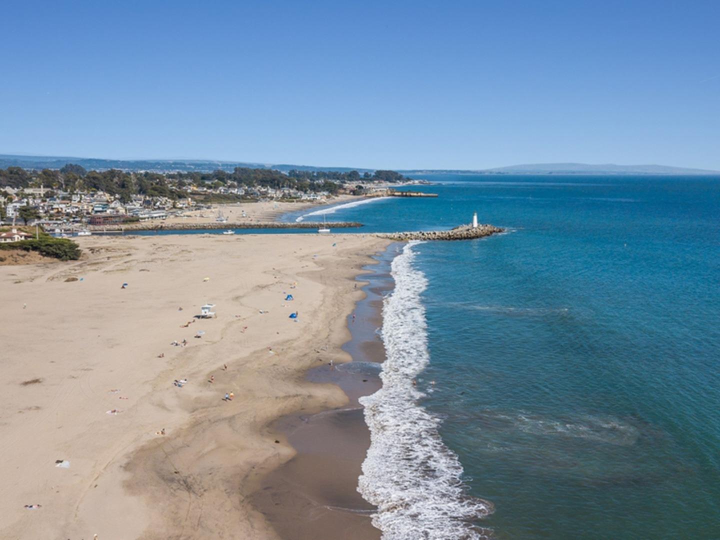 105 Seabright Ave, Santa Cruz, CA 95062 3 Beds 2 Baths (Canceled) ML81768781 MLSL