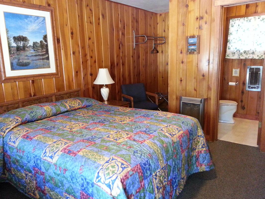 20714 Lakeshore Drive, LAKEHEAD, California 96051, ,Comm Business Opportunity,For Sale,Lakeshore Drive,40963678