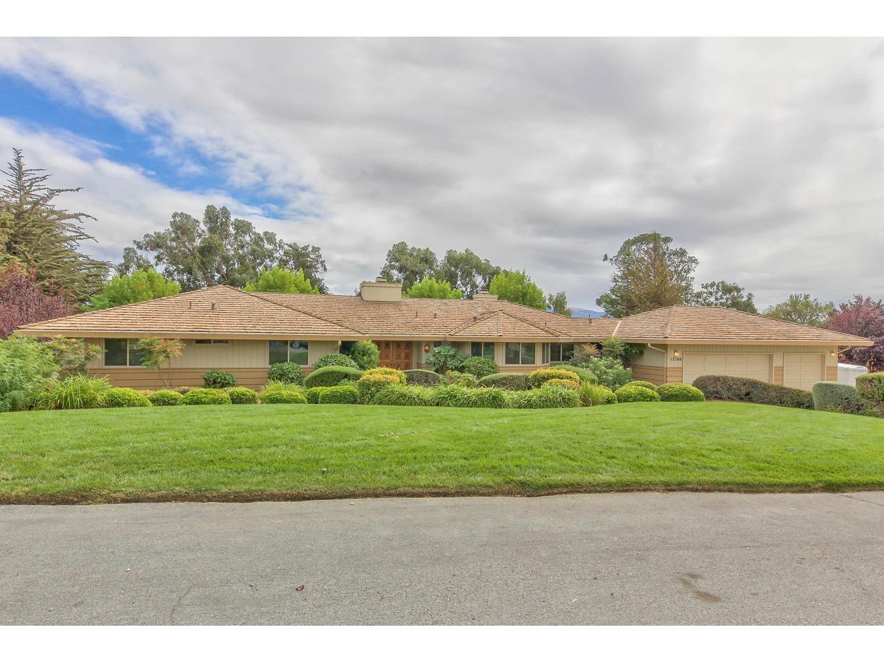 17560 Foothill Cir, Salinas, CA 93908 3 Beds 2/1 Baths (Sold