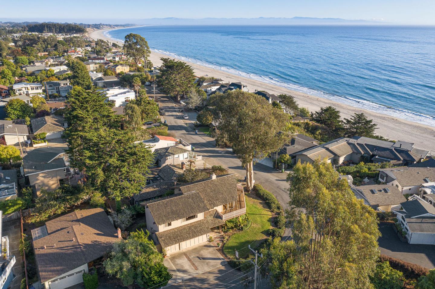 529 Bayview DR, Aptos, CA 95003 Sotheby's International Realty, Inc.
