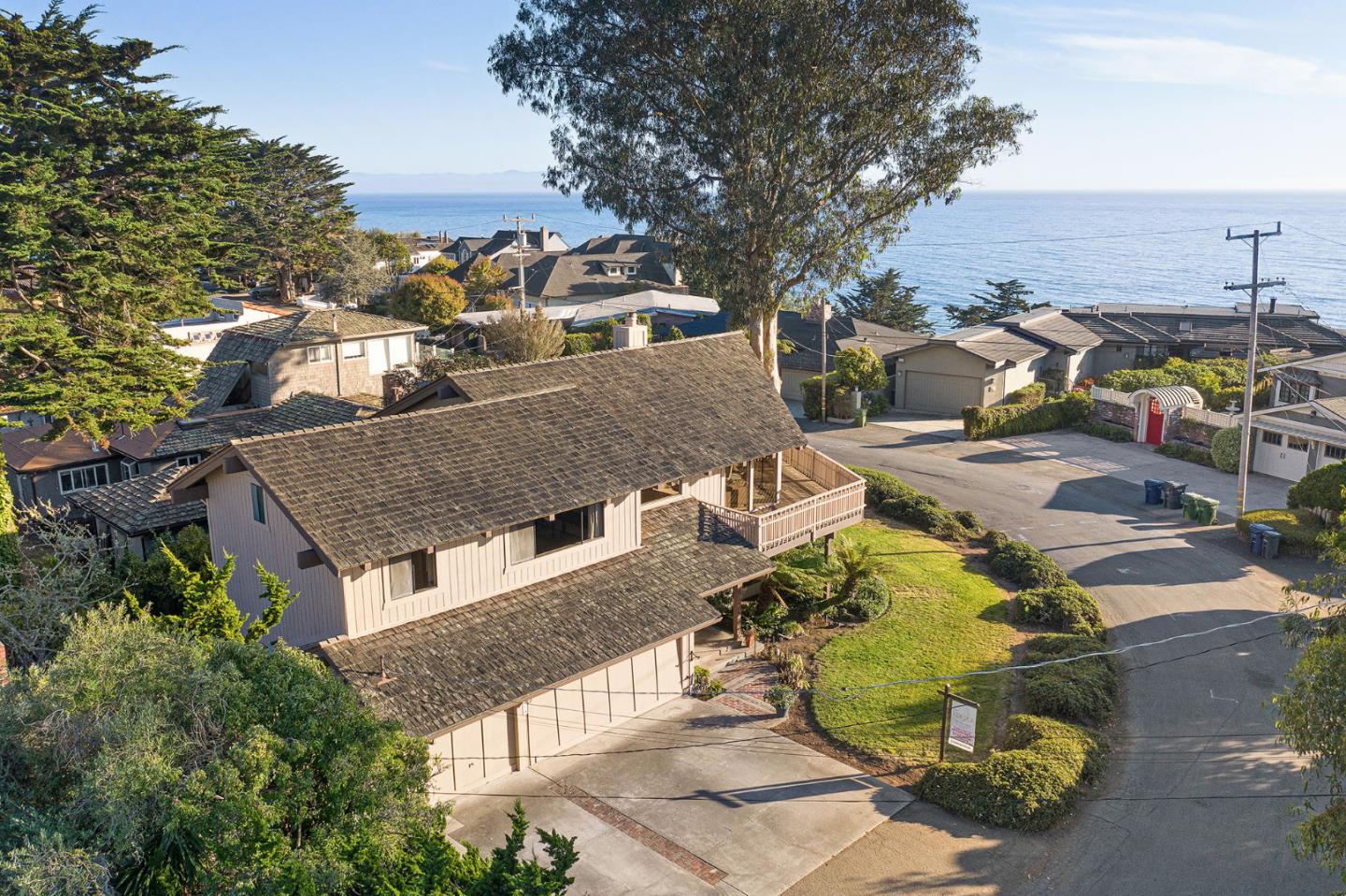 529 Bayview DR, Aptos, CA 95003 Sotheby's International Realty, Inc.