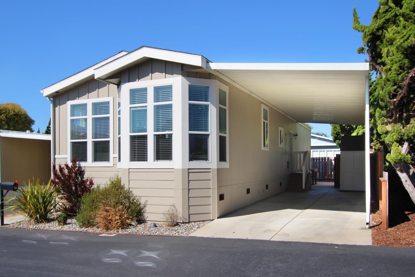 1099 38th Ave 69, Santa Cruz, CA 95062 3 Beds 2 Baths (Sold) ML81772202 MLSL