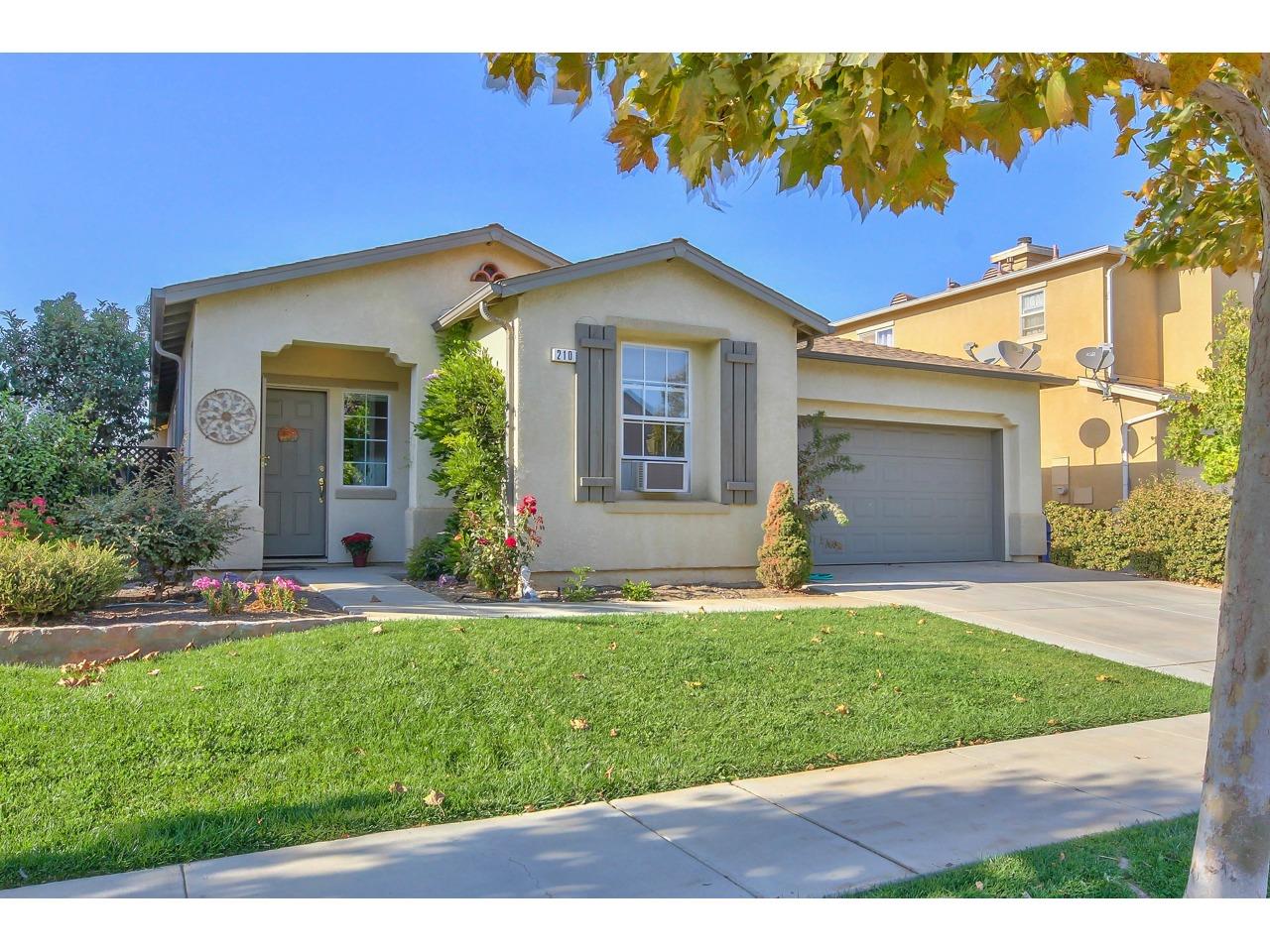 210 Apple Ave, Greenfield, CA 93927 4 Beds 2 Baths (Sold