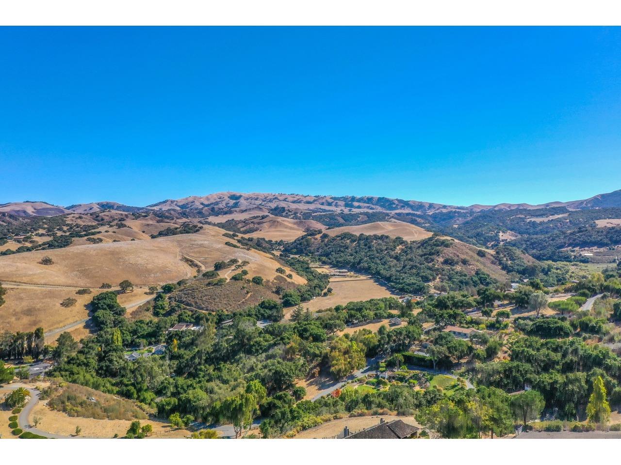 297 Corral De Tierra Rd, Corral De Tierra, CA 93908 Beds Baths
