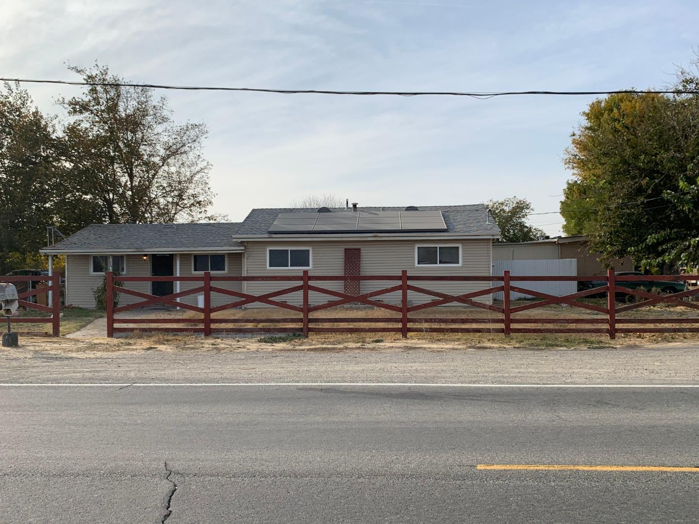 21509 S Corral Hollow Rd, Tracy, CA 95304 3 Beds 1 Baths (Sold