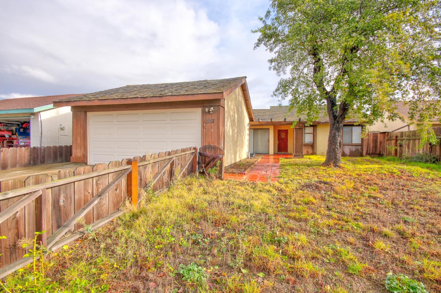 337 Bardin Rd, Salinas, CA 93905 2 Beds 1/1 Baths (Sold