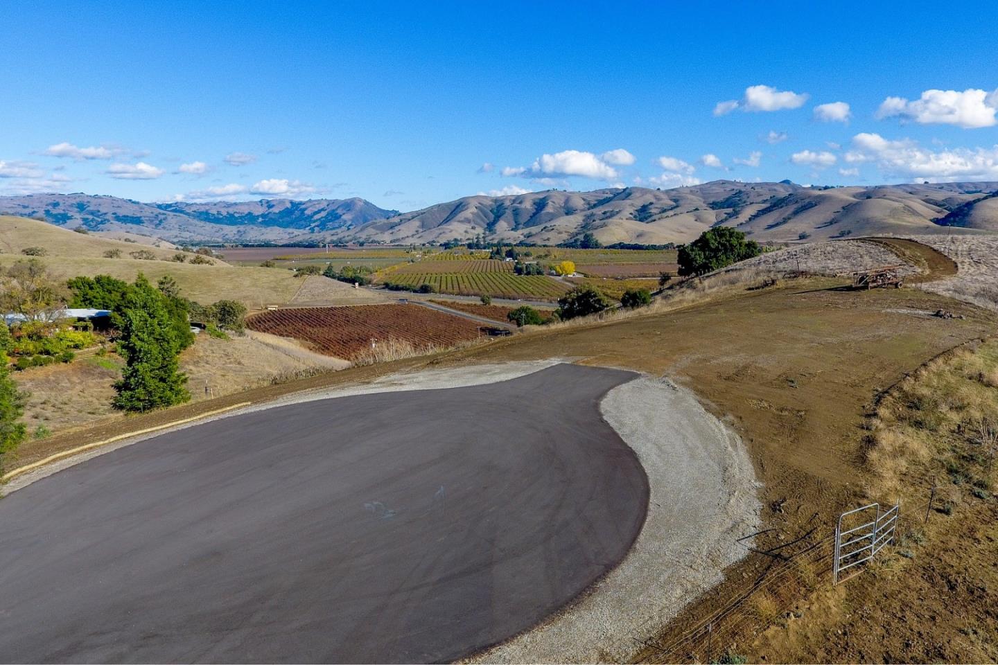 7365 Pacheco Pass Highway, HOLLISTER, California 95023, ,Lots And Land,For Sale,Pacheco Pass Highway,40964099