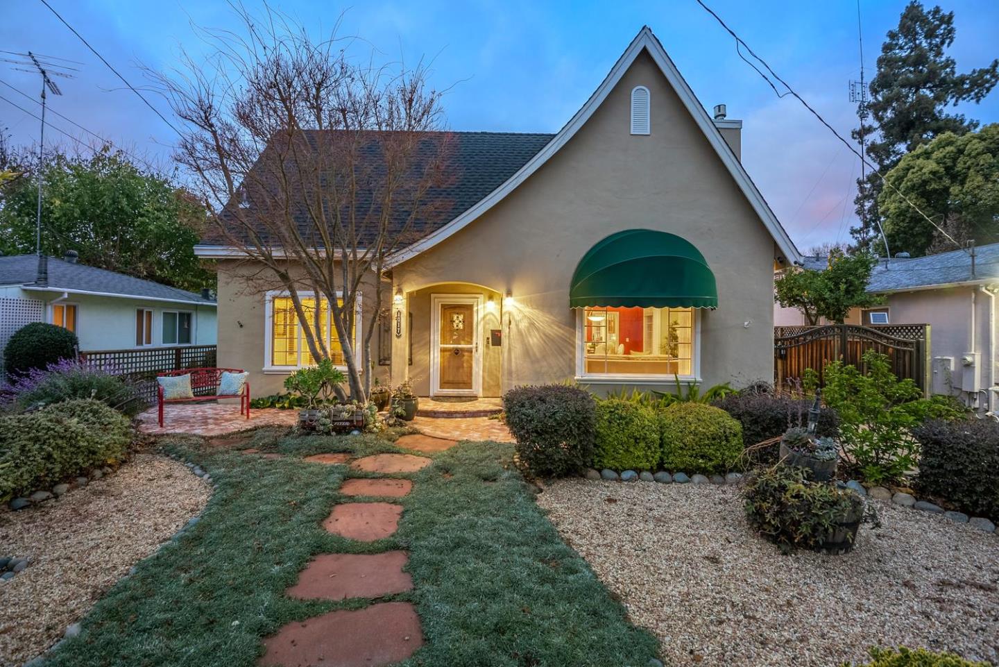 1017 Hazelwood Ave, San Jose, CA 95125 3 Beds 2 Baths (Sold