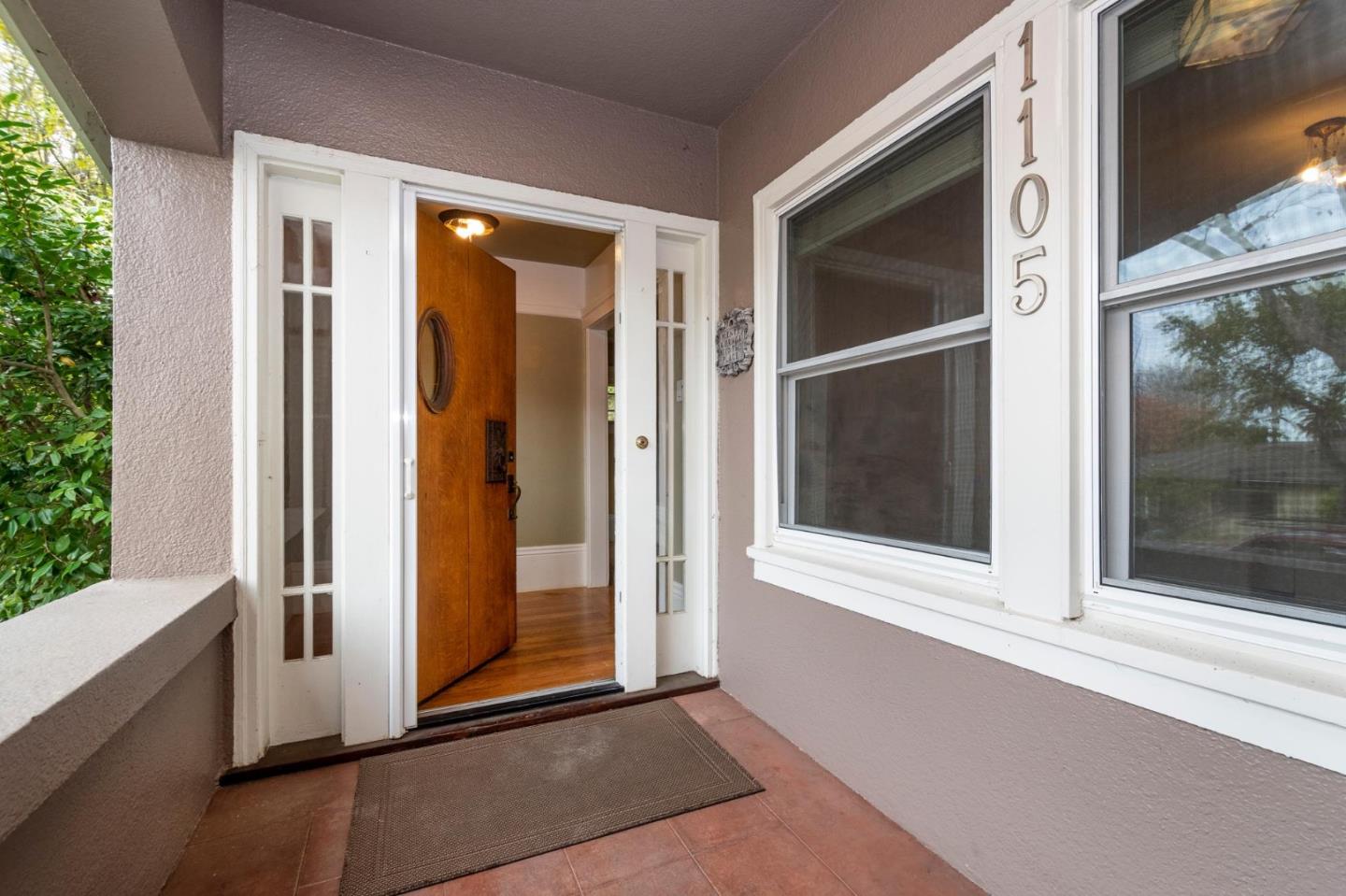 Detail Gallery Image 1 of 1 For 1105 Drake Ave, Burlingame,  CA 94010 - 3 Beds | 2 Baths