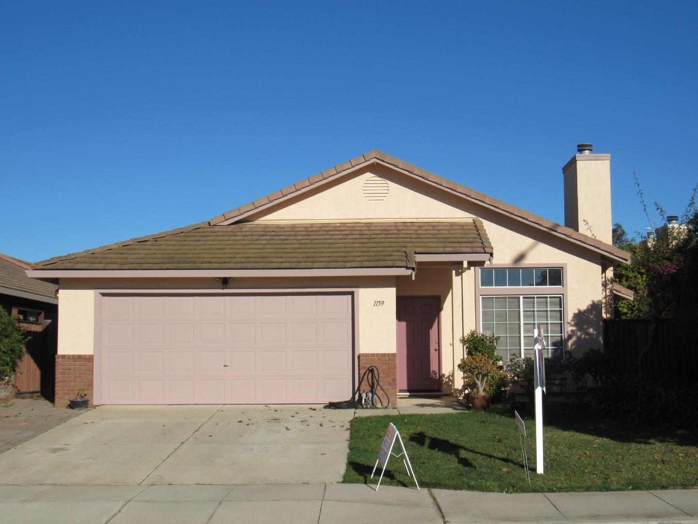 1159 Badger Way, Salinas, CA 93905 4 Beds 2 Baths (Sold