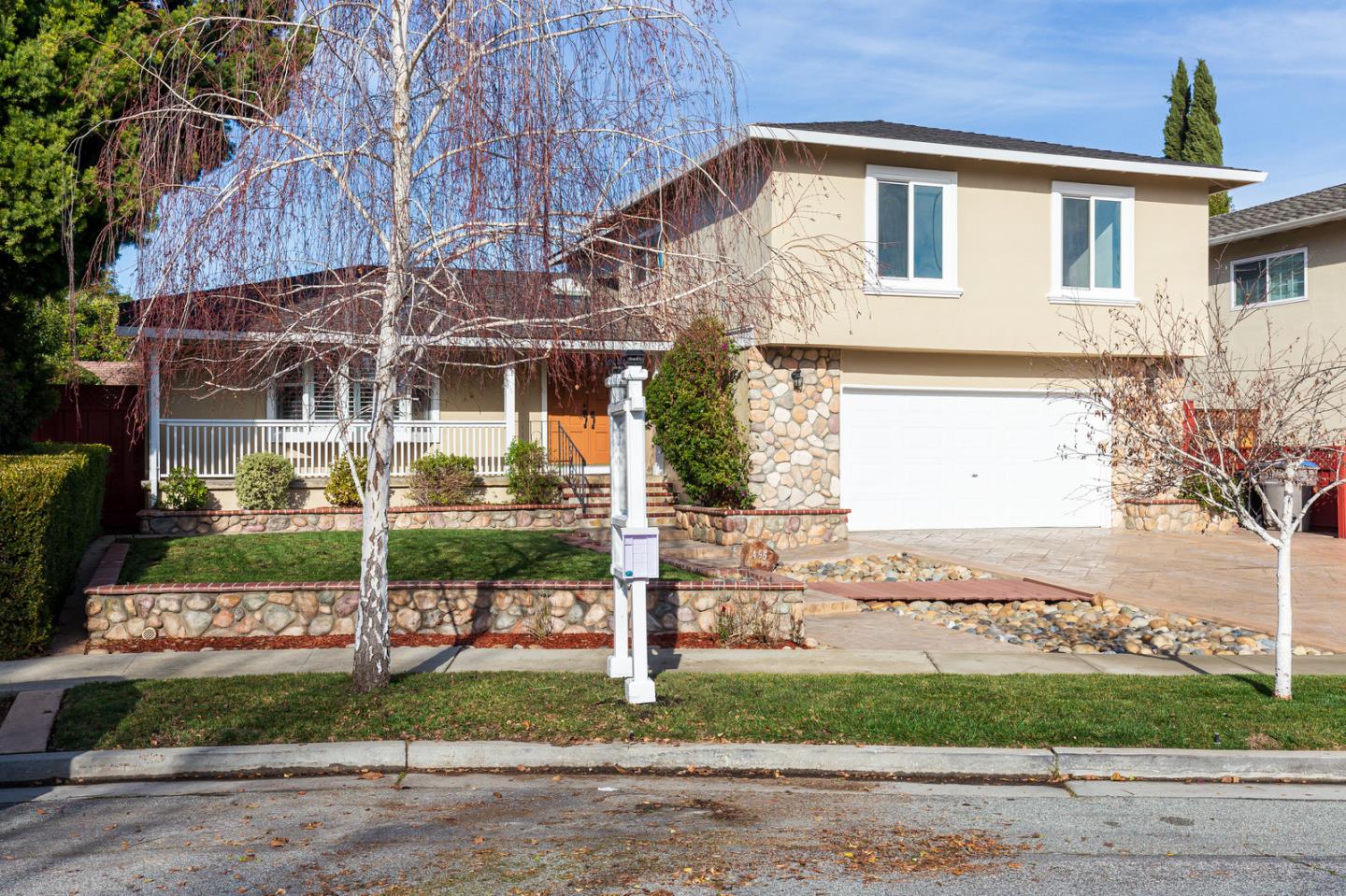 495 Barron Park Ct, San Jose, CA 95136 4 Beds 2/1 Baths (Sold
