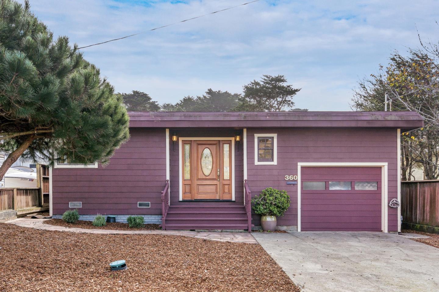 Detail Gallery Image 1 of 1 For 360 Paloma Ave, Pacifica,  CA 94044 - 3 Beds | 2/1 Baths