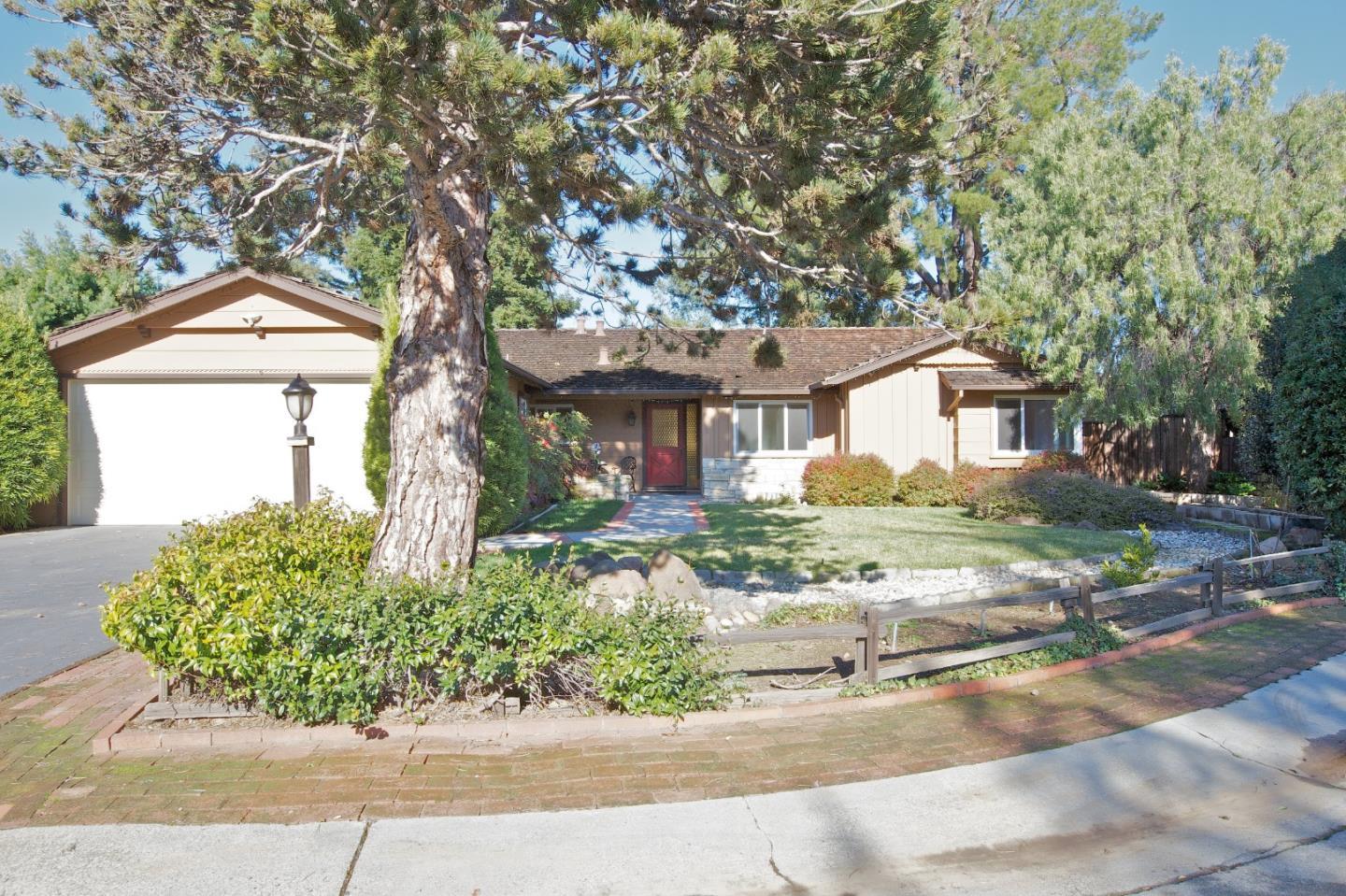 267 Alba Ct, Los Altos, CA 94022 4 Beds 2/1 Baths (Sold