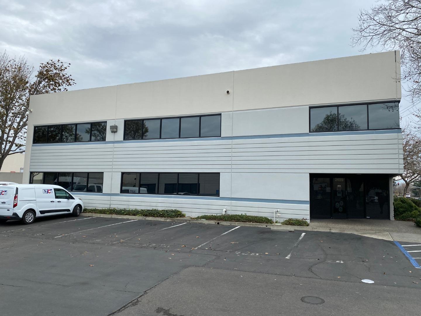 2489 Industrial Parkway, HAYWARD, California 94545, ,Comm Industrial For Sale,For Sale,Industrial Parkway,40963171