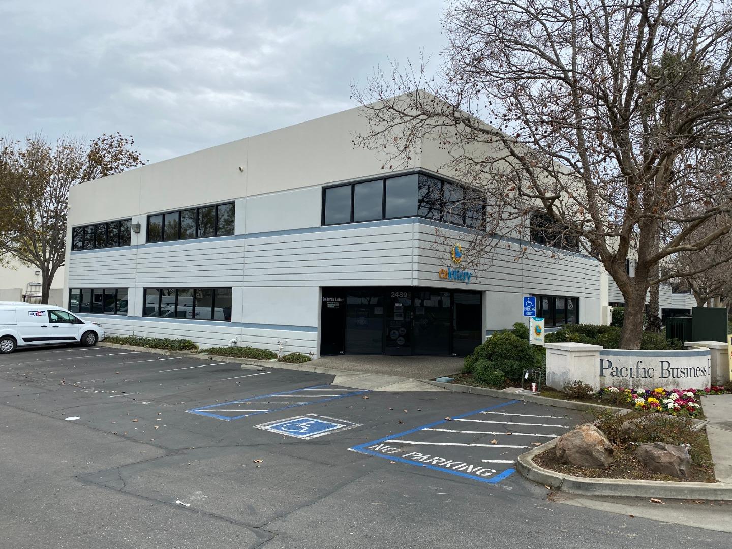 2489 Industrial Parkway, HAYWARD, California 94545, ,Comm Industrial For Sale,For Sale,Industrial Parkway,40963171