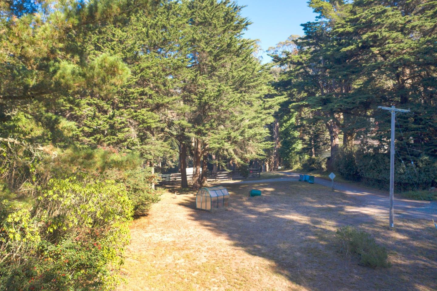 00 Hermosa, MONTARA, California 94037, ,Lots And Land,For Sale,Hermosa,40963815