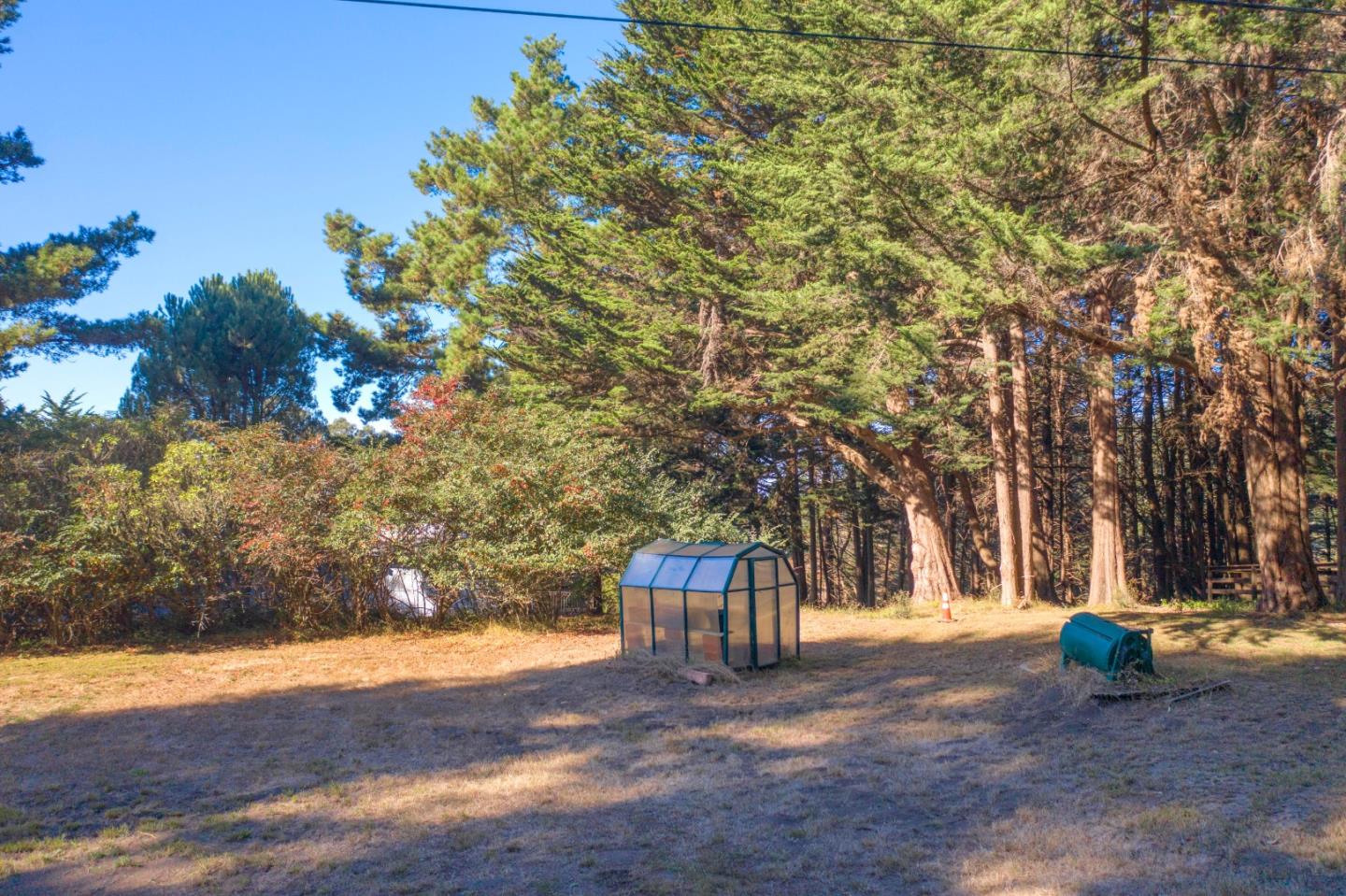 00 Hermosa, MONTARA, California 94037, ,Lots And Land,For Sale,Hermosa,40963815