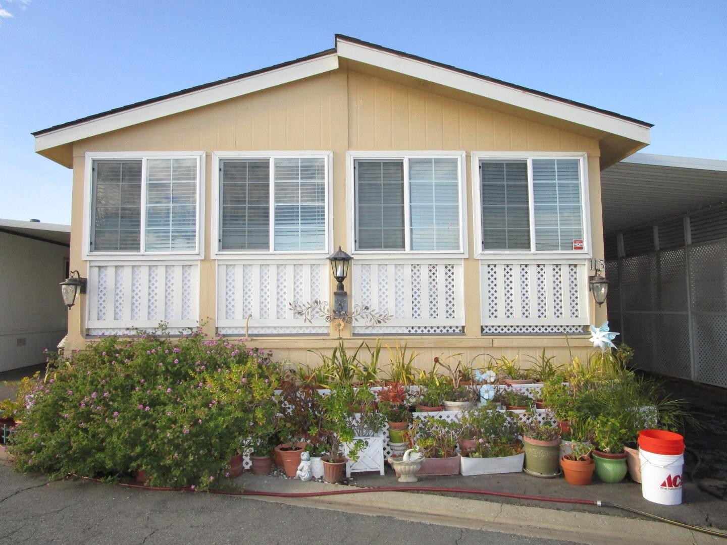 55 San Juan Grade Rd 113, Salinas, CA 93906 2 Beds 2 Baths (Expired) ML81781116 MLSL