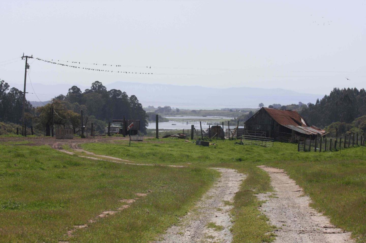 677 Buena Vista Dr, Watsonville, CA 95076 Beds Baths (Sold