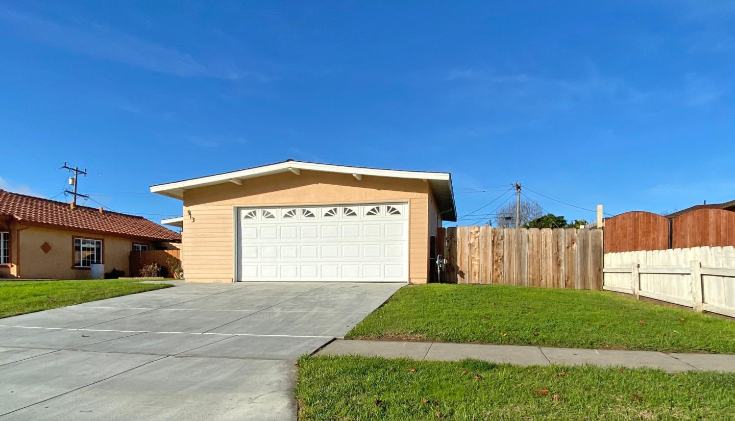 913 Meadow Dr, Salinas, CA 93905 3 Beds 1/1 Baths (Sold