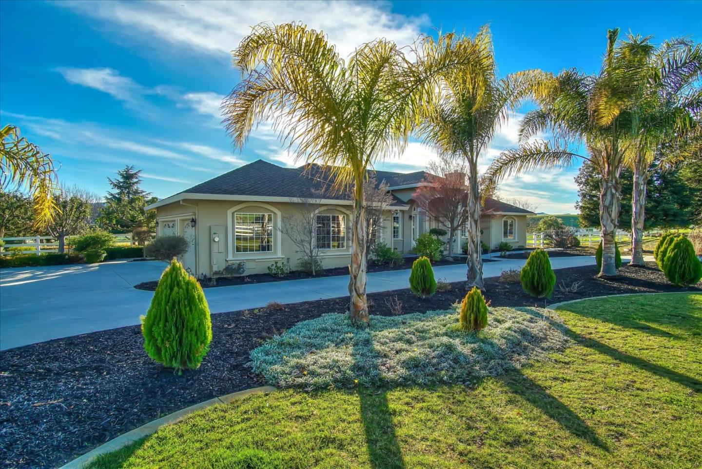 5624 Sundown Ln, Tres Pinos, CA 95075 4 Beds 2/1 Baths (Contingent