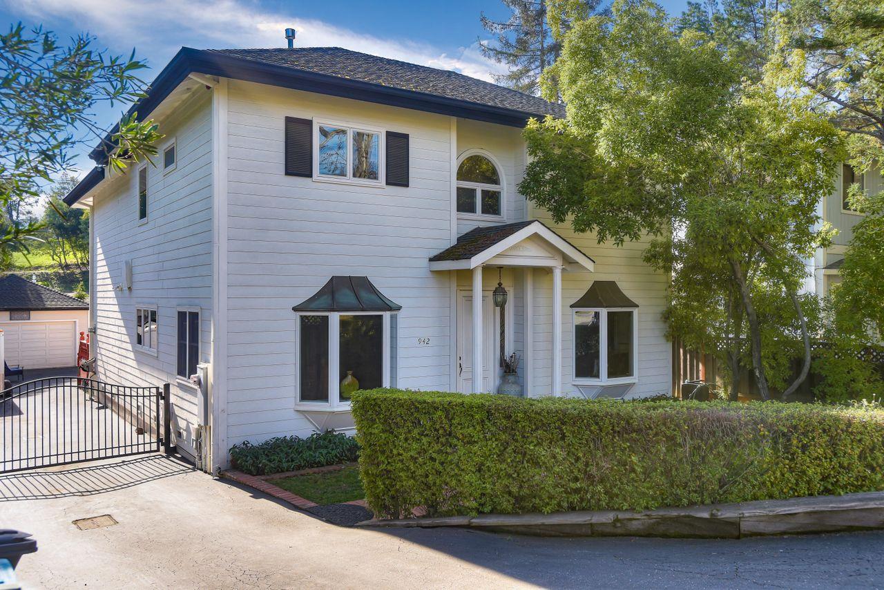 942 Wilmington Way, Redwood City, CA 94062 2 Beds 2/1 Baths (Sold