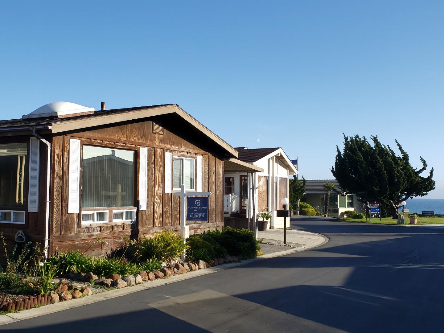 2395 Delaware Ave 200, Santa Cruz, CA 95060 2 Beds 2 Baths (Sold