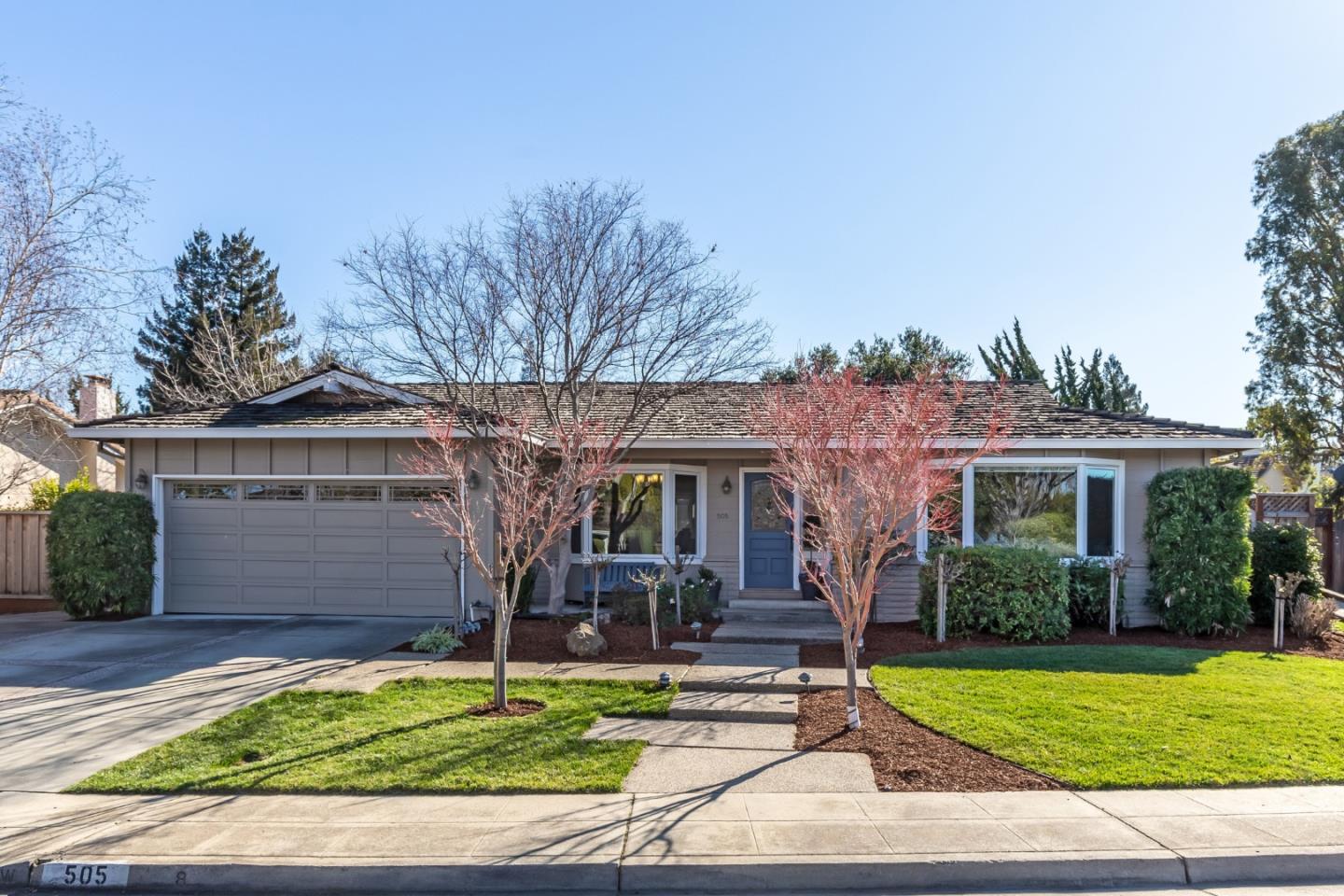 505 Preston Dr, Mountain View, CA 94040 4 Beds 2/1 Baths (Sold