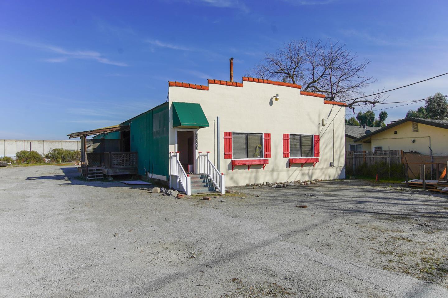 6380 Monterey Road, GILROY, California 95020, ,Comm Industrial For Sale,For Sale,Monterey Road,40963119