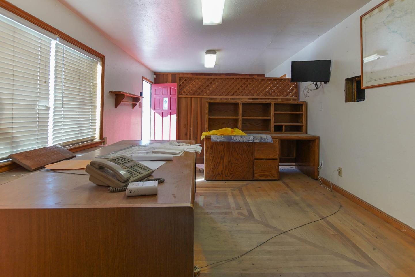 6380 Monterey Road, GILROY, California 95020, ,Comm Industrial For Sale,For Sale,Monterey Road,40963119