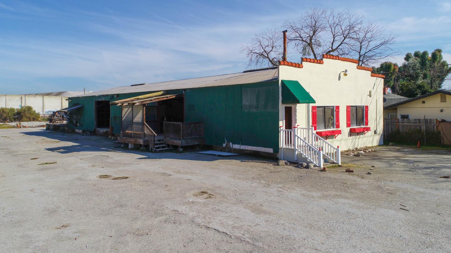 6380 Monterey Road, GILROY, California 95020, ,Comm Industrial For Sale,For Sale,Monterey Road,40963119