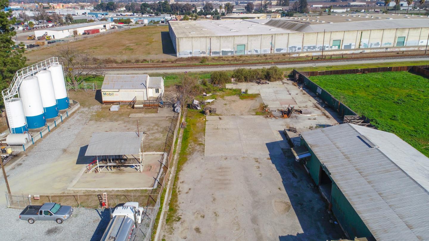 6380 Monterey Road, GILROY, California 95020, ,Comm Industrial For Sale,For Sale,Monterey Road,40963119