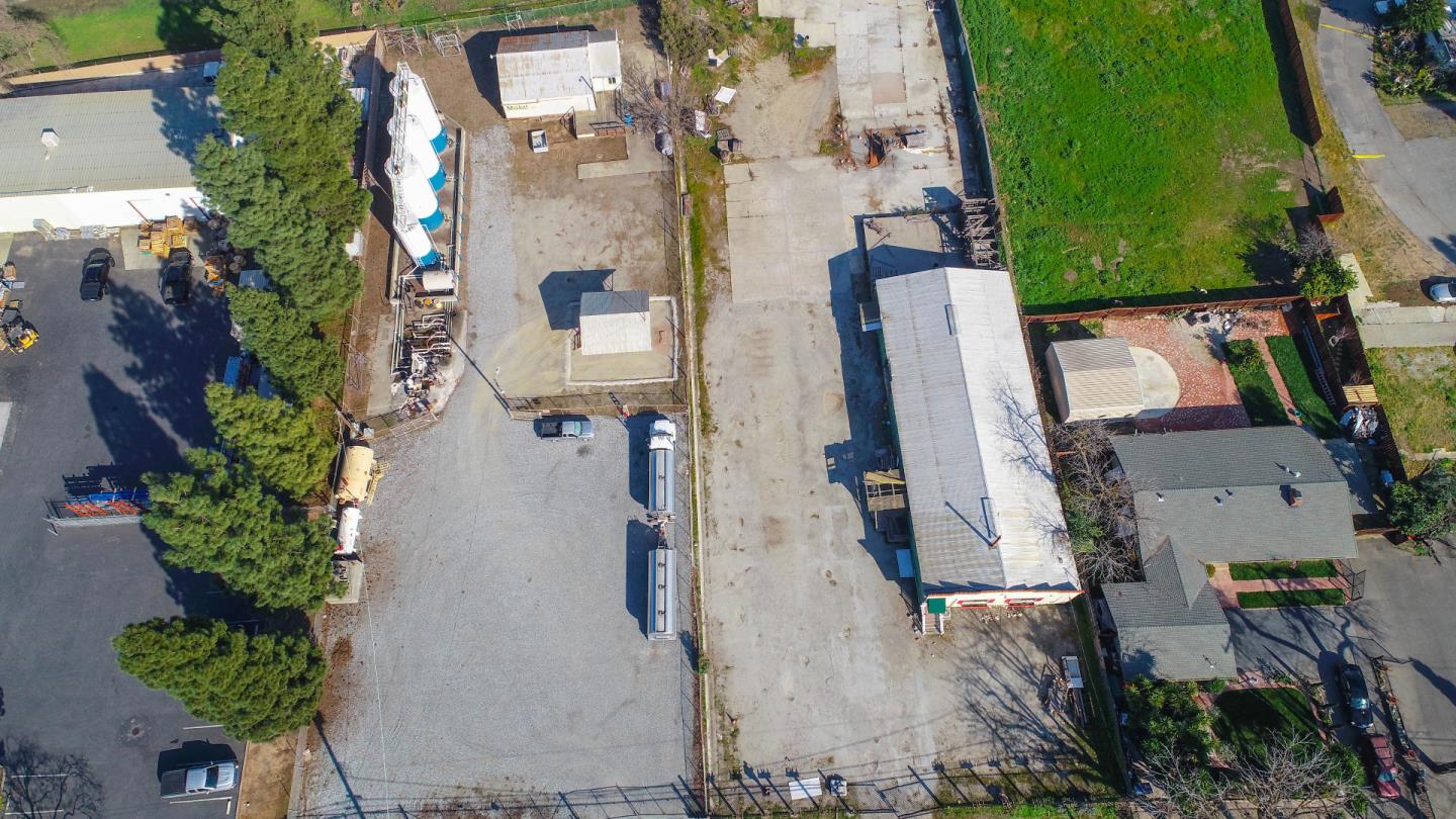 6380 Monterey Road, GILROY, California 95020, ,Comm Industrial For Sale,For Sale,Monterey Road,40963119