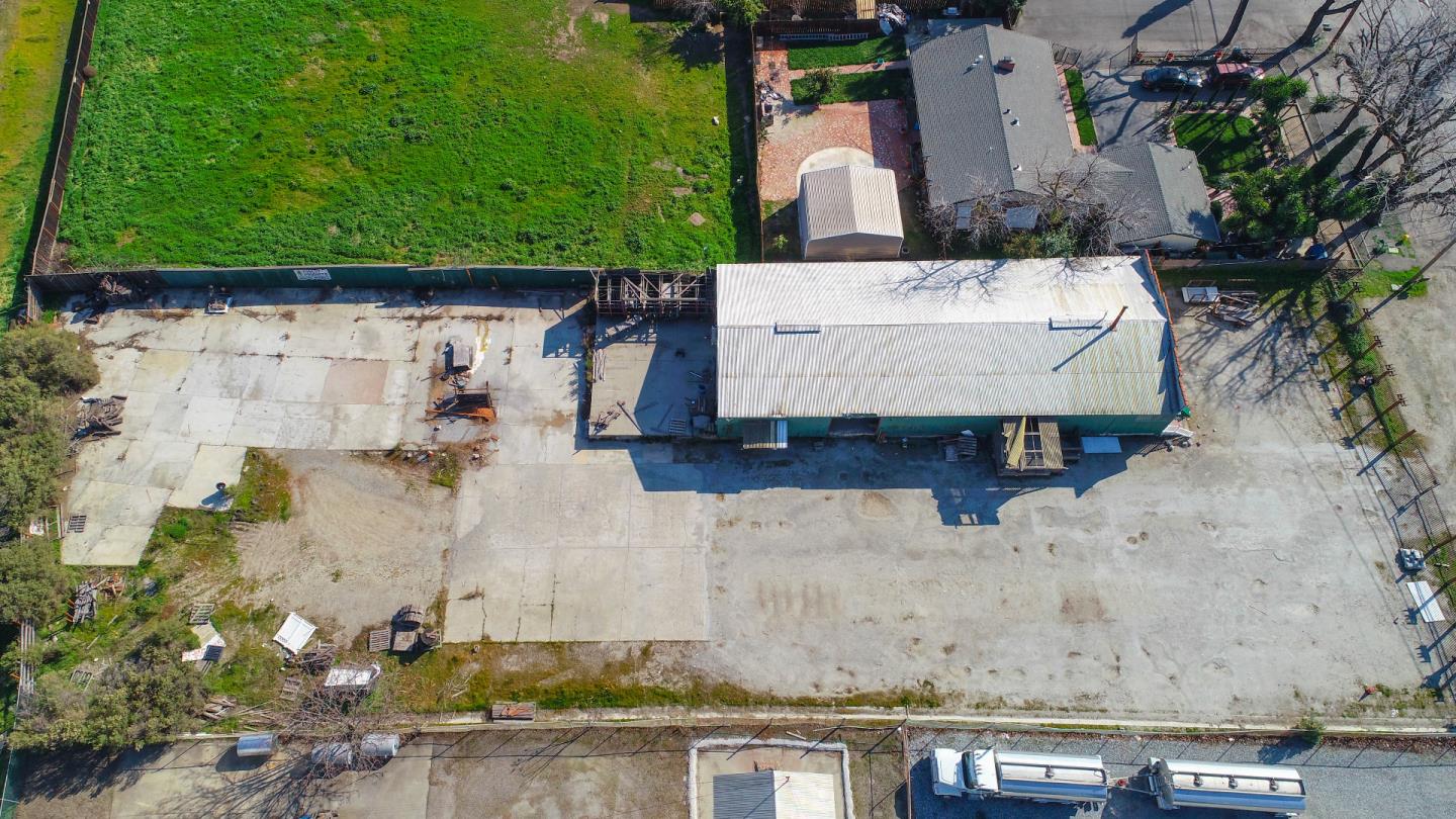 6380 Monterey Road, GILROY, California 95020, ,Comm Industrial For Sale,For Sale,Monterey Road,40963119