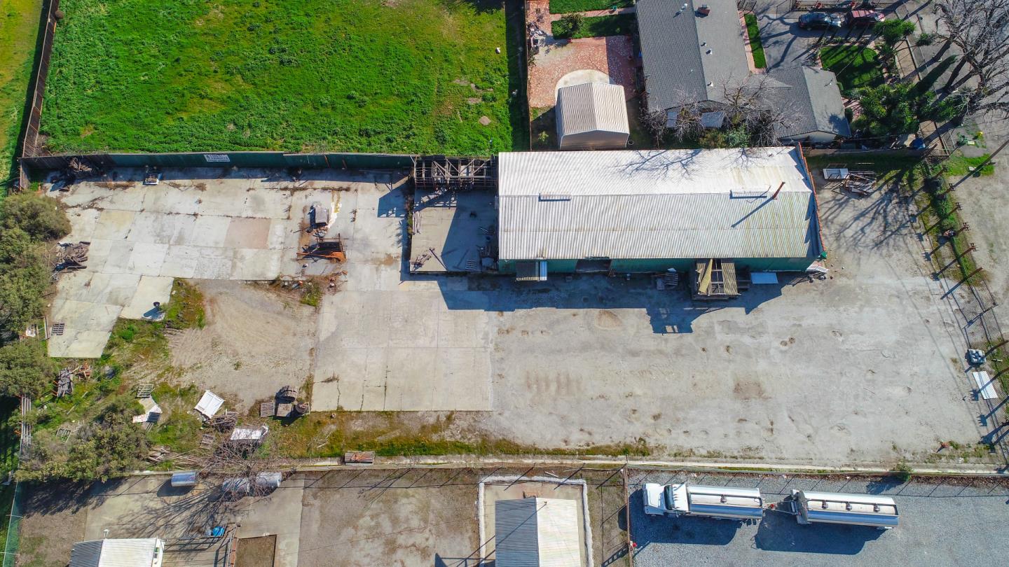 6380 Monterey Road, GILROY, California 95020, ,Comm Industrial For Sale,For Sale,Monterey Road,40963119