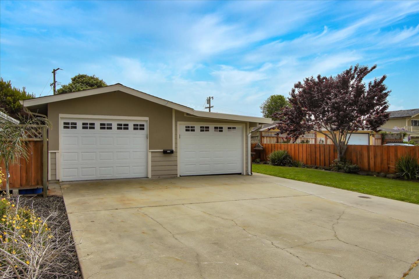 224 Auburn Ave, Santa Cruz, CA 95060 3 Beds 1/1 Baths (Sold