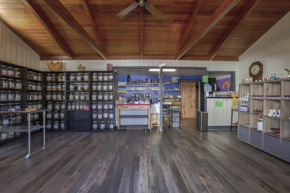 13089 Highway 9, BOULDER CREEK, California 95006, ,Comm Industrial For Sale,For Sale,Highway 9,40963089