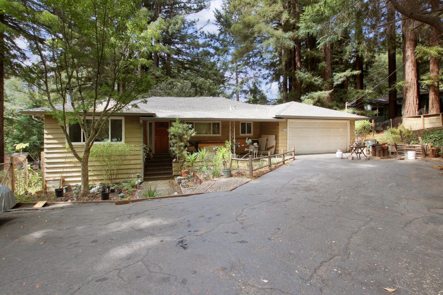 Detail Gallery Image 1 of 1 For 755 Highland Dr, Boulder Creek,  CA 95006 - 3 Beds | 2 Baths