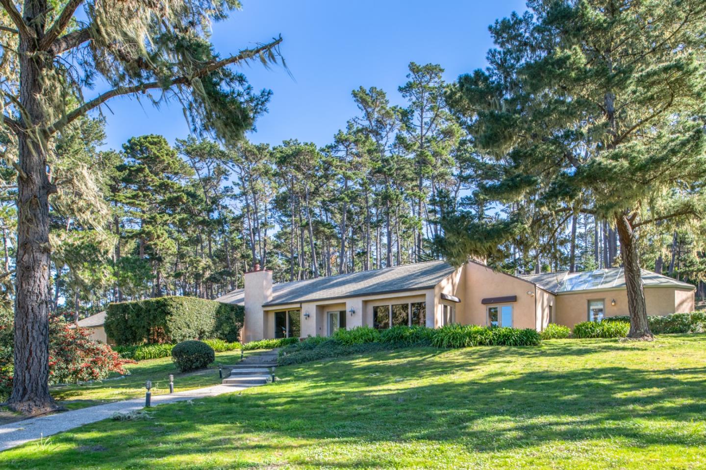 3175 Forest Lake Rd, Pebble Beach, CA 93953 4 Beds 3/1 Baths (Sold