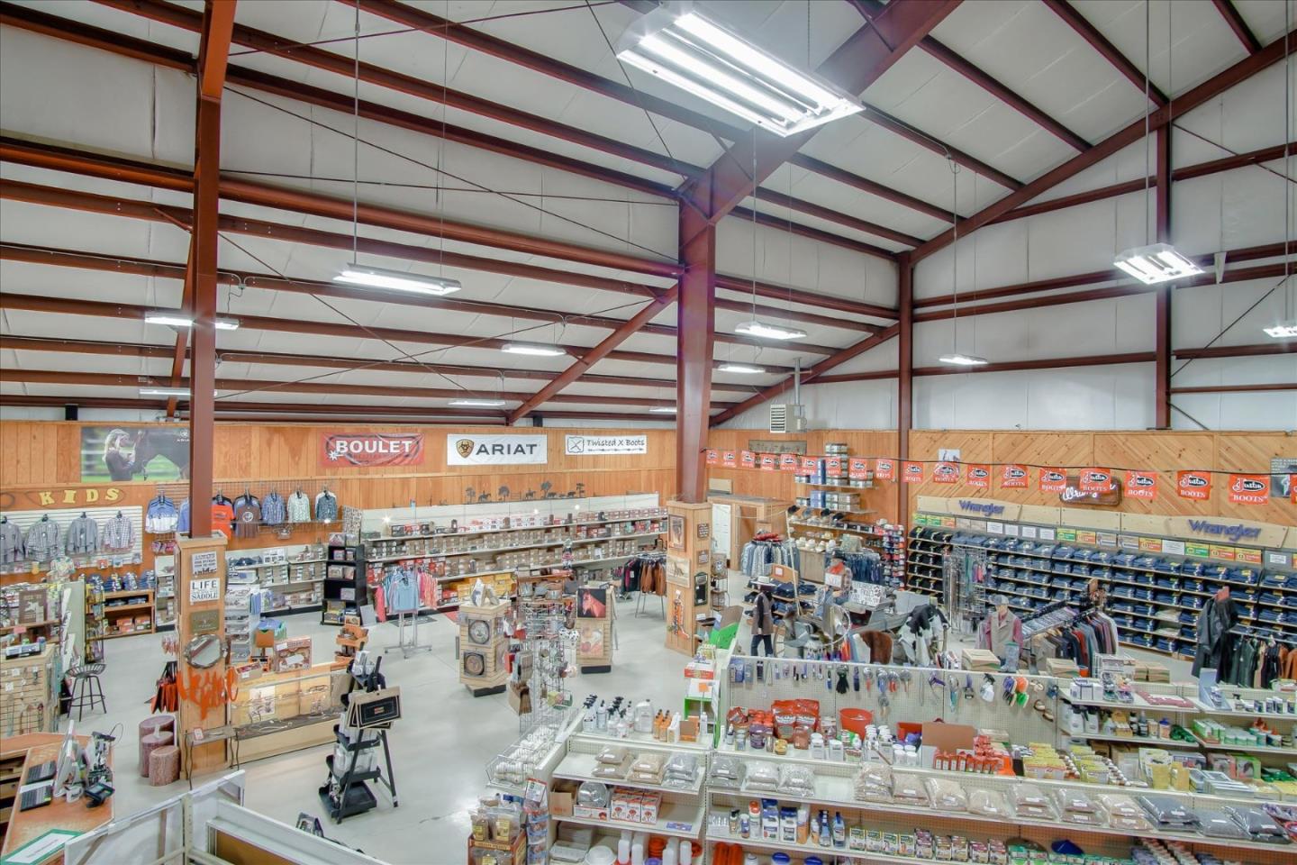 354 1st Street, HOLLISTER, California 95023, ,Comm Industrial For Sale,For Sale,1st Street,40963438