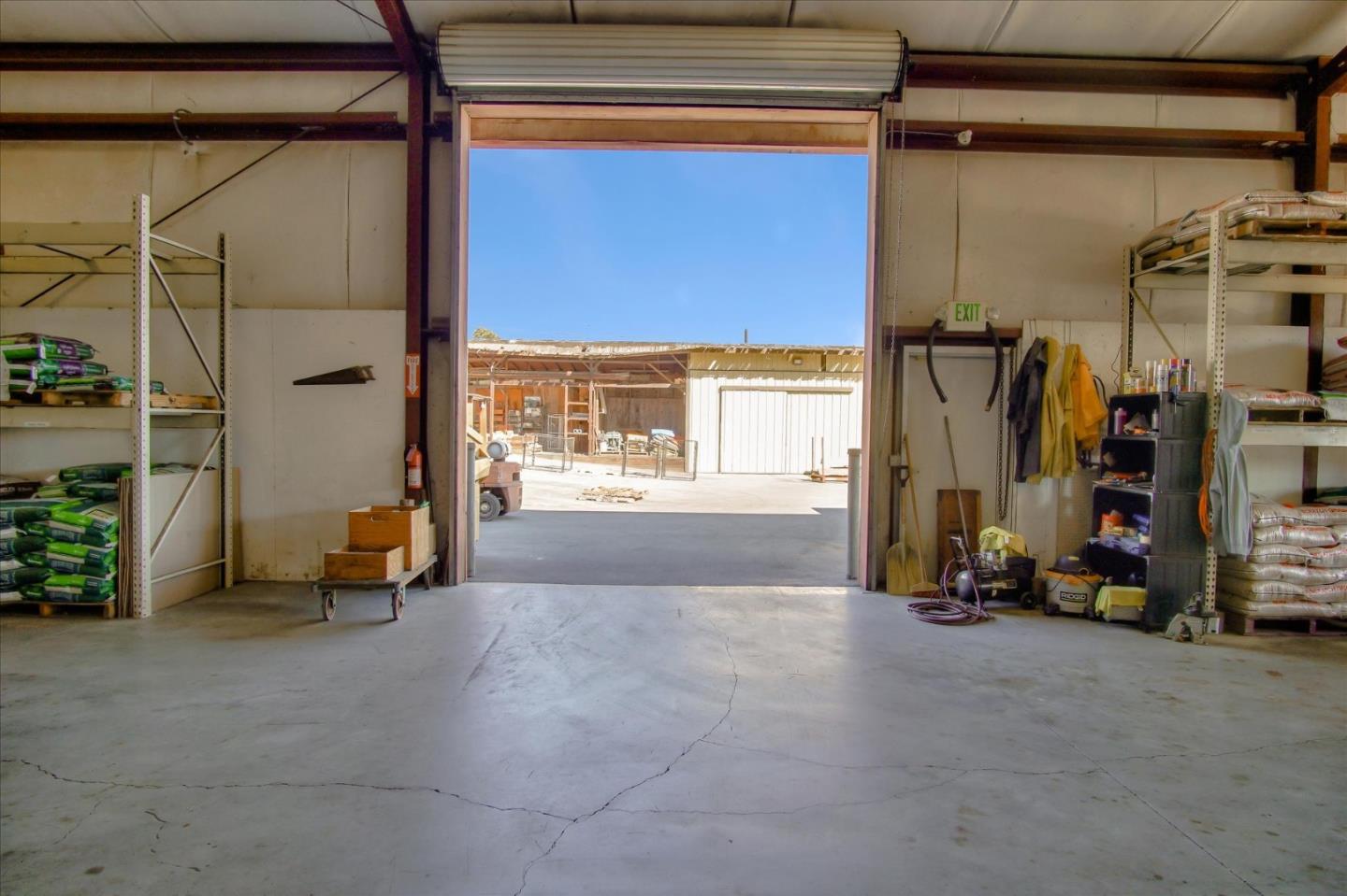 354 1st Street, HOLLISTER, California 95023, ,Comm Industrial For Sale,For Sale,1st Street,40963438