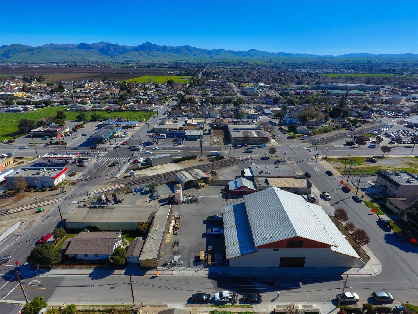 354 1st Street, HOLLISTER, California 95023, ,Comm Industrial For Sale,For Sale,1st Street,40963438