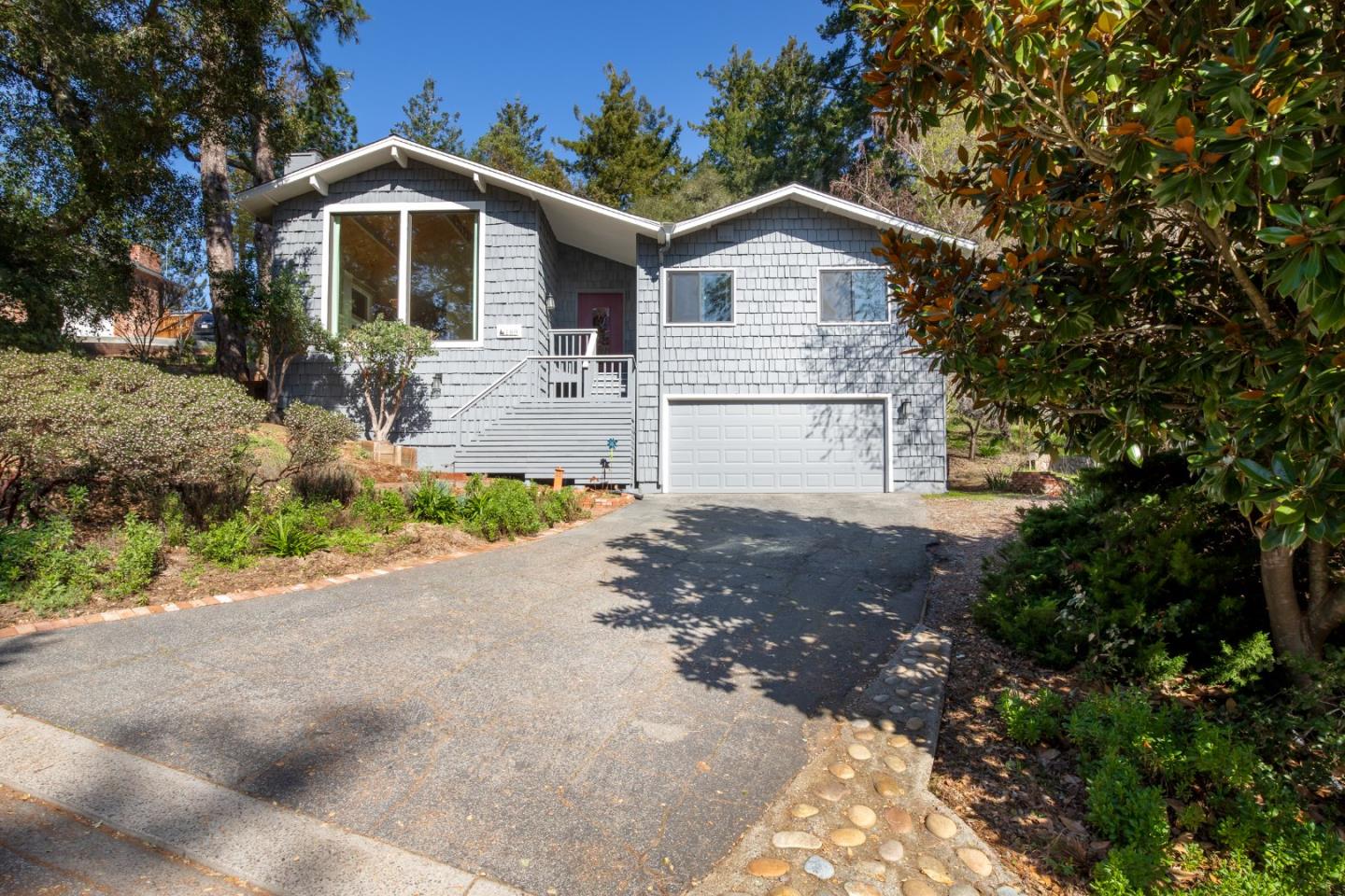 Detail Gallery Image 1 of 1 For 189 Spreading Oak Drive, Scotts Valley,  CA 95066 - 3 Beds | 2 Baths