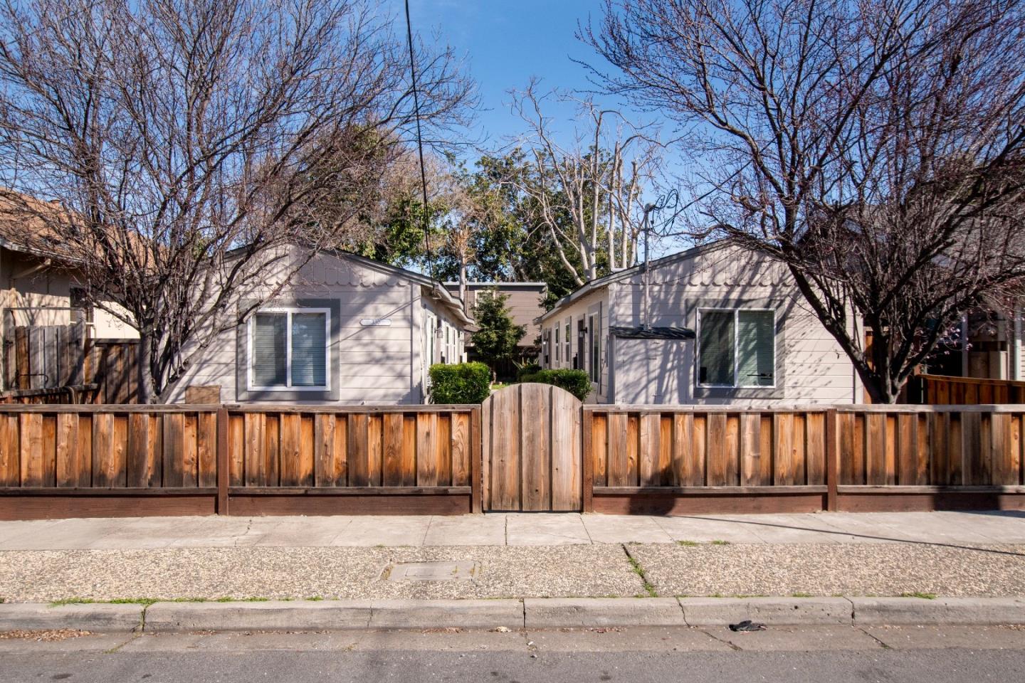 330 Arleta Ave, San Jose, CA 95128 Beds Baths (Sold