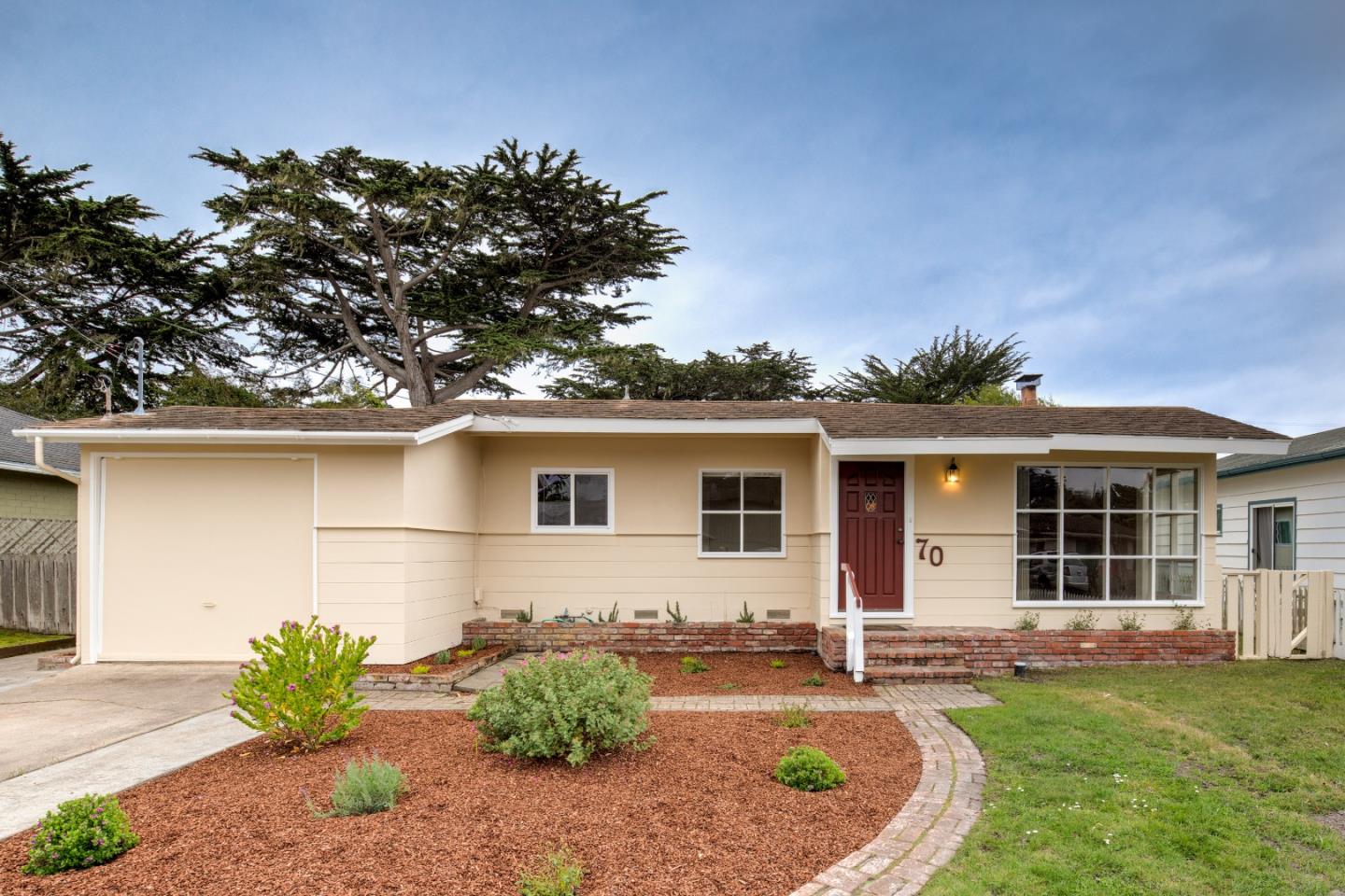 Detail Gallery Image 1 of 1 For 70 Companion Way, Pacific Grove,  CA 93950 - 3 Beds | 2/1 Baths