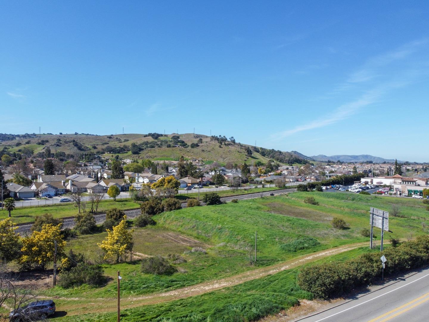 18565 Old Monterey Road, MORGAN HILL, California 95037, ,Comm Lots And Land,For Sale,Old Monterey Road,40963494