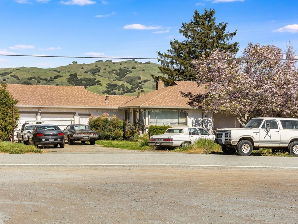 3385 Pacheco Pass HWY, Gilroy, CA 95020 Sotheby's International