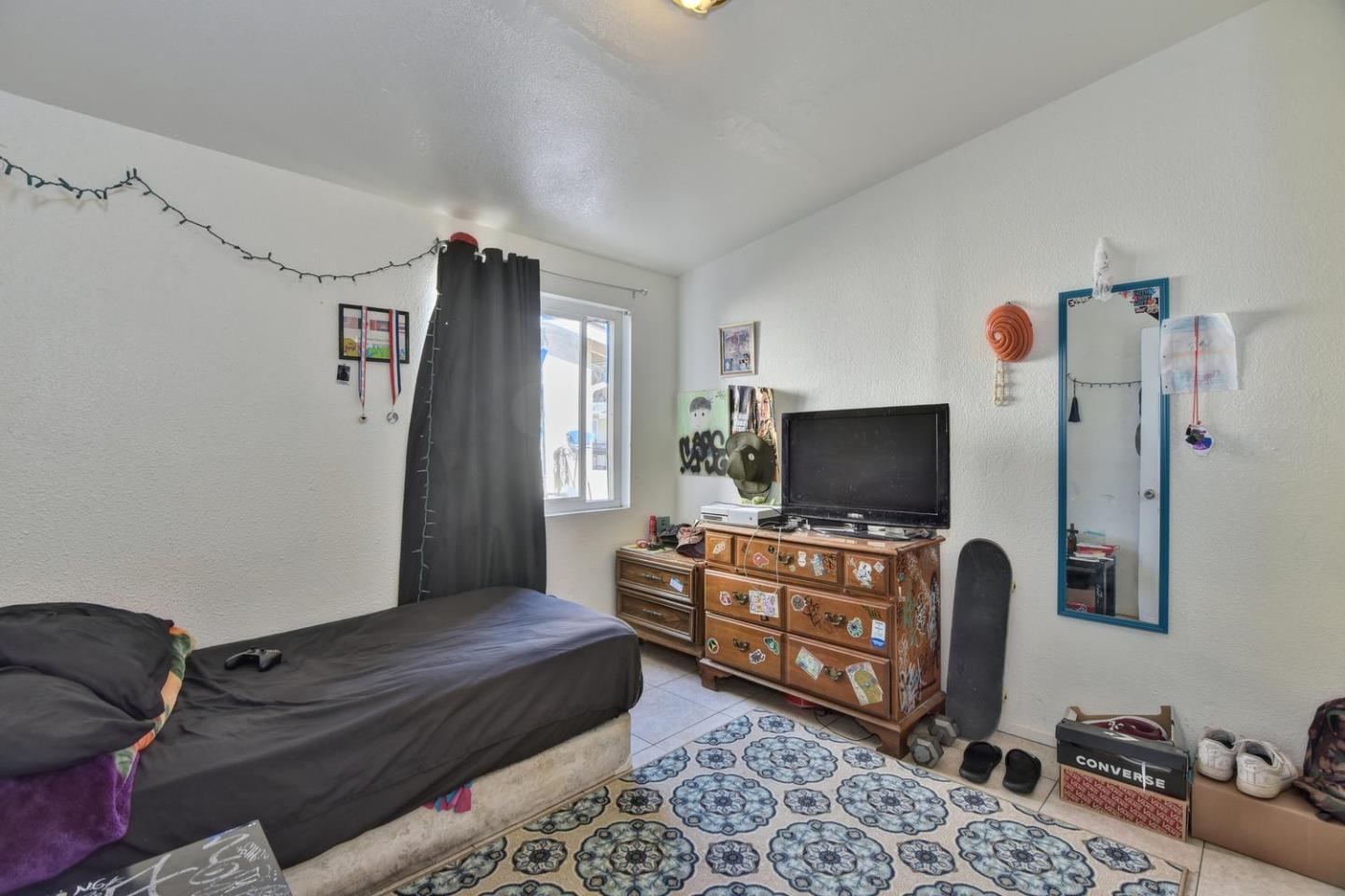 548 105th Avenue, OAKLAND, California 94603, ,Comm Ri Multi-units 5+,For Sale,105th Avenue,ML81786442