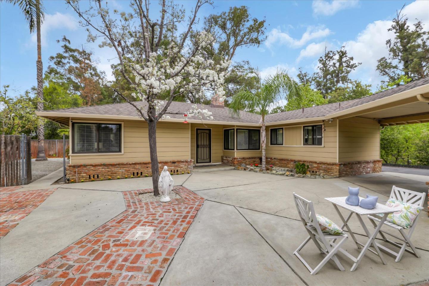 13958 Almaden Expy, San Jose, CA 95118 3 Beds 2/2 Baths (Sold