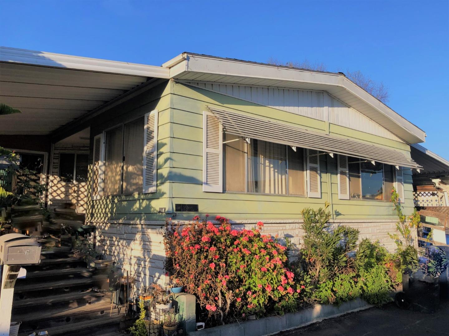 Detail Gallery Image 1 of 1 For 144 Holm Rd #116,  Watsonville,  CA 95076 - 2 Beds | 2 Baths